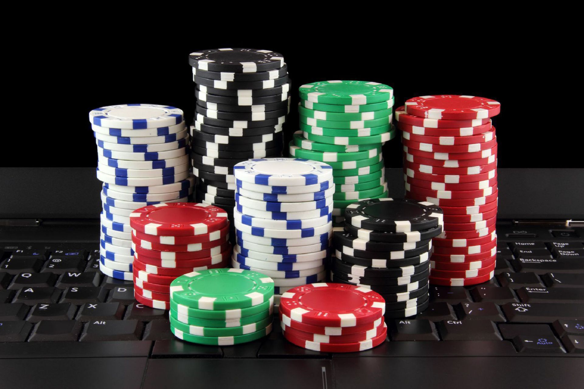 Ciri Situs QQ Online Domino Resmi dan Terbaru Indonesia